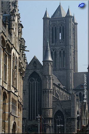 Gent : clocher de l'église St-Nicolas