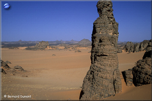 Acacus rocky needles